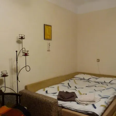 Vintage-style In The Historic Center Apartment Riga